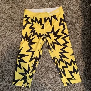 Nike Pro crops